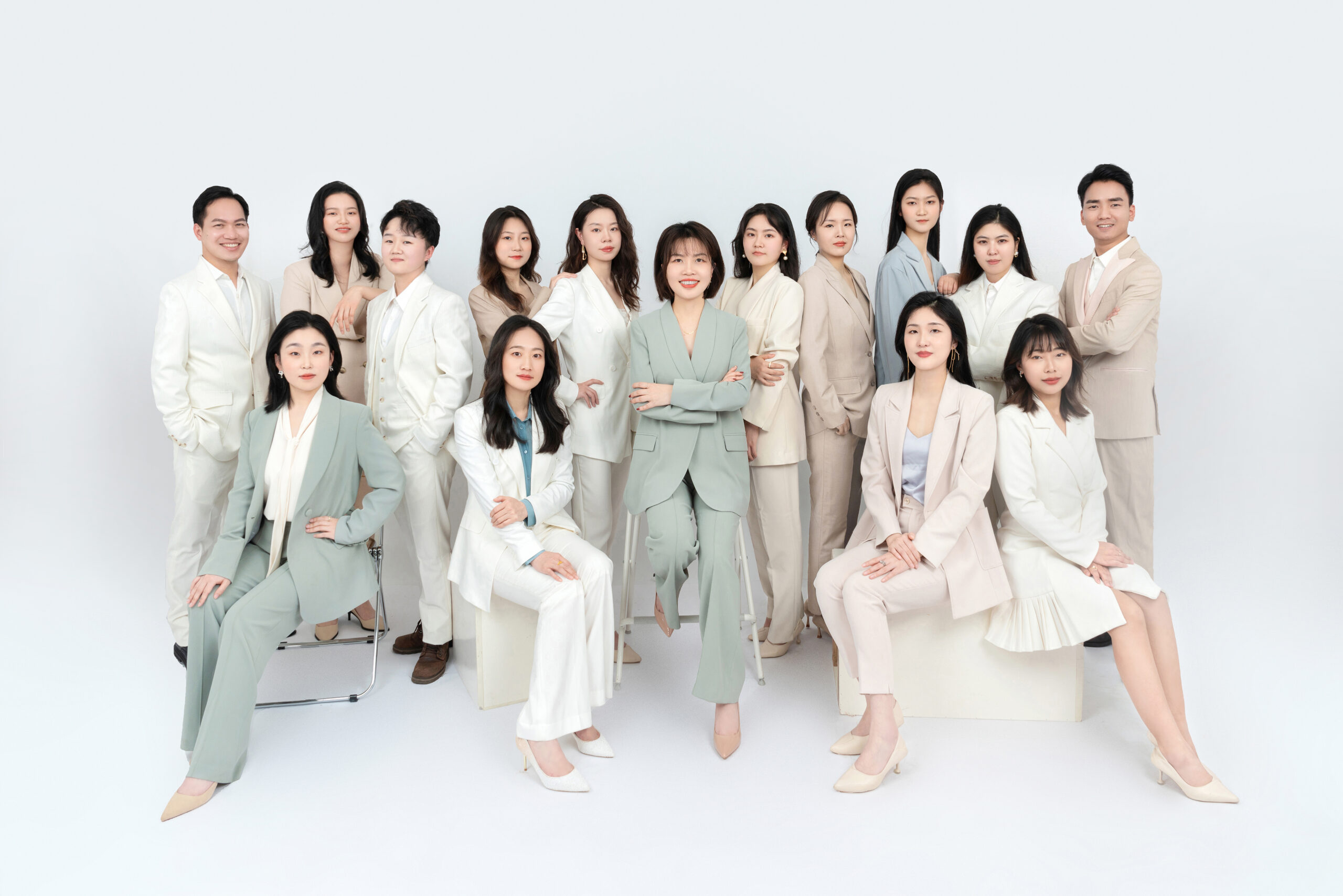 professional diaper supplier team